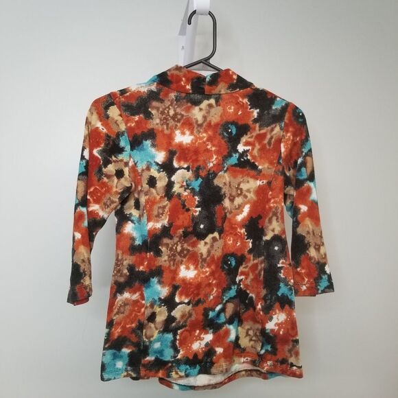 Fever Buttom Up Long Sleeve *send offers* - Picture 2 of 4